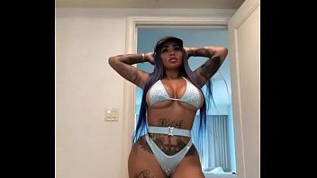 Thicc instagram model with dick