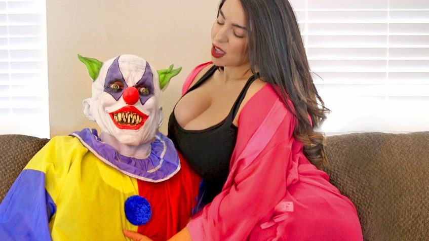 Good D. reccomend halloween clown