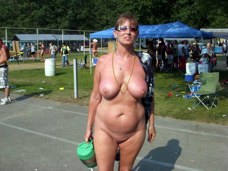Super sexy old naked woman