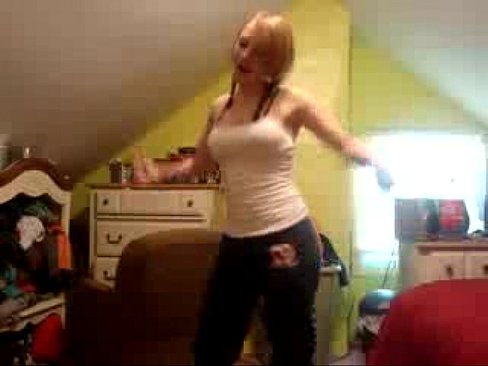 Catnip reccomend sexy girl dancing webcam