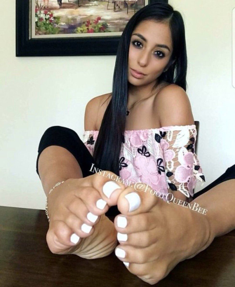 Latina flip flops